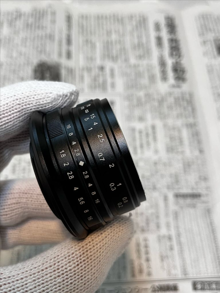 7artisans 25mm 마이크로포서드 마운트 렌즈. 7장인 마포. 이미지