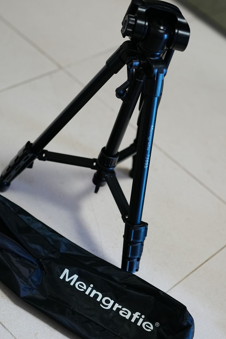 니콘 D810 풀프레임 DSLR 카메라 + 탐론 24-70mm 렌즈 세트 이미지