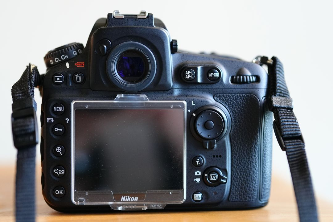 니콘 D810 풀프레임 DSLR 카메라 + 탐론 24-70mm 렌즈 세트 이미지