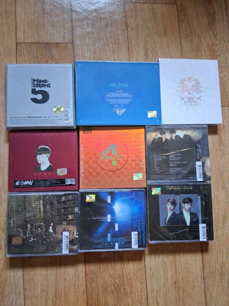 비닐채.미개봉.이효리.포미닛.동방신기.현아.동방신기.신화.CD앨범4장일괄.이중에 구하기 힘들 앨범도 있어요 이미지