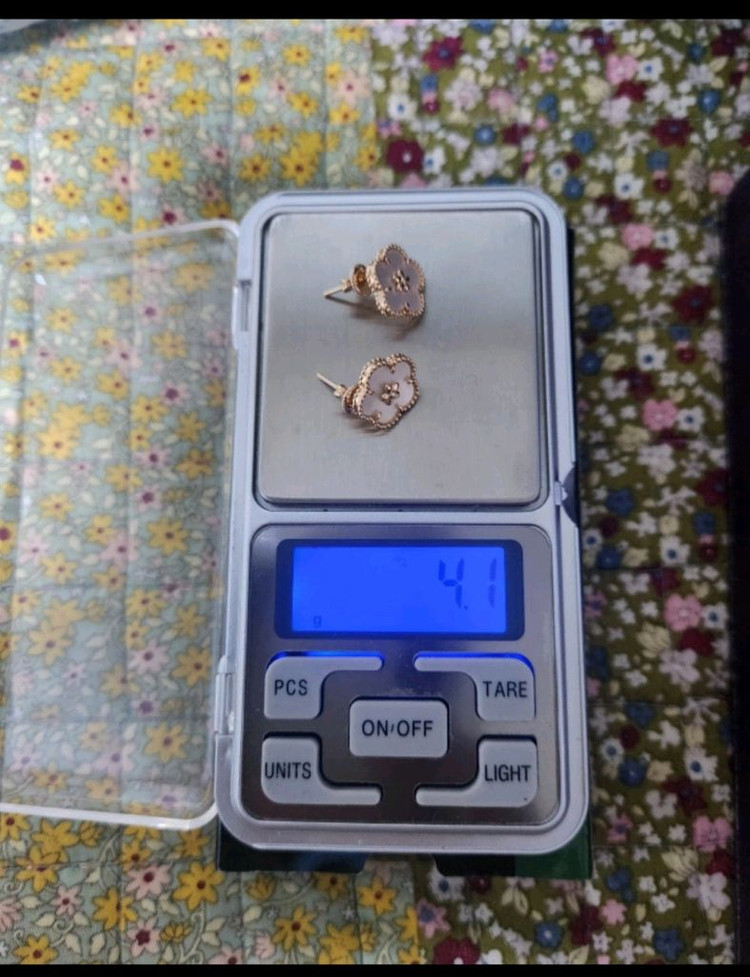 18k 귀걸이 이미지