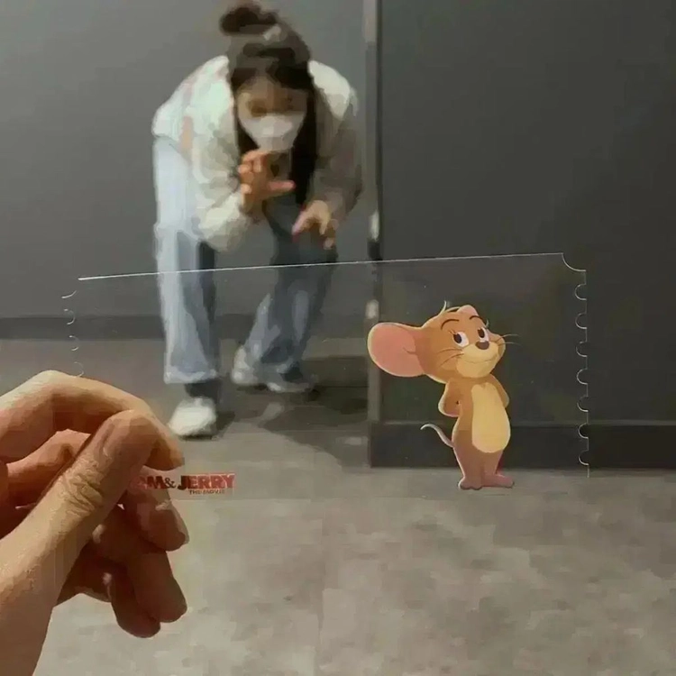 톰과 제리 오리지널 티켓 그립톡 메가박스 오티 특전 영화 굿즈 이미지