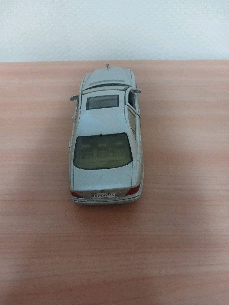벤츠 S500 다이캐스트 (1/24) 이미지
