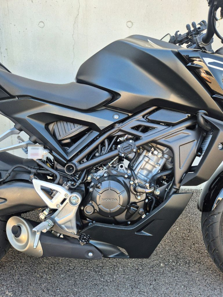 25년식 혼다 CB125R 오토바이 (무상서비스 기간 남음) 이미지