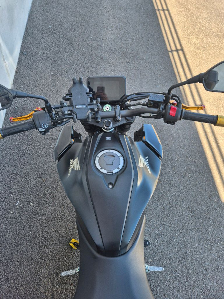25년식 혼다 CB125R 오토바이 (무상서비스 기간 남음) 이미지