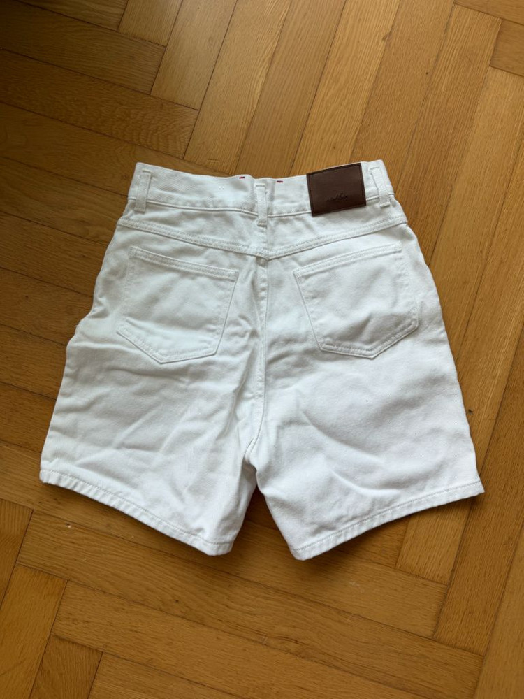 비아플레인 화이트 데님 쇼츠 이미지