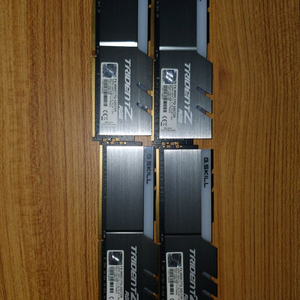 g.sikl DDR4 램 cl17 3600 8g*4ch 총합 32GB 쿼드 키트 팝니다 이미지