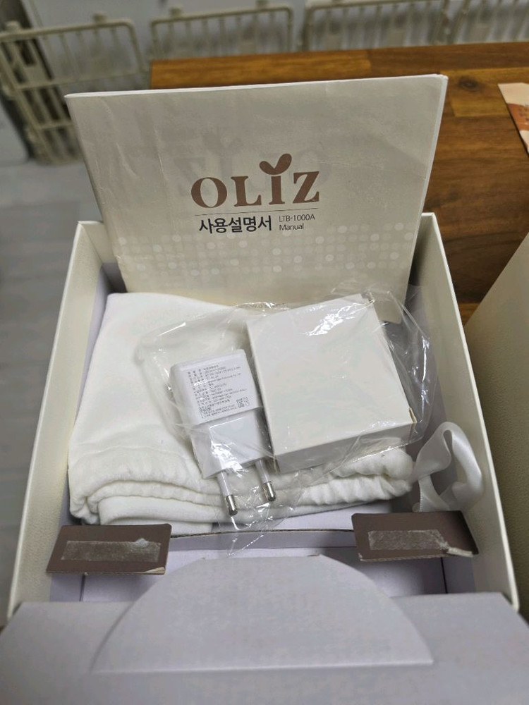 올리즈(OLIZ) 무릎, 팔목 등 관절 마시지기 이미지