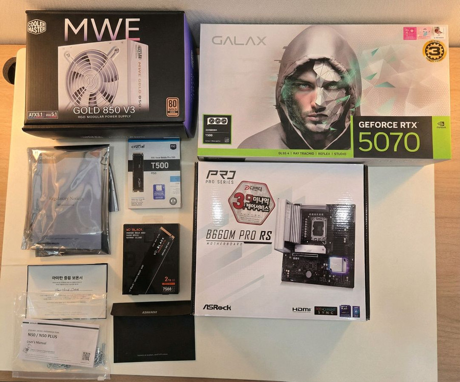 RTX 5070 WHITE 고사양PC / Ultra 7 265K / DDR5 64GB / T500 2TB 이미지