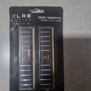 PNY XLR8 DDR4 3200HZ CL16 16G(8g x2 개) 이미지