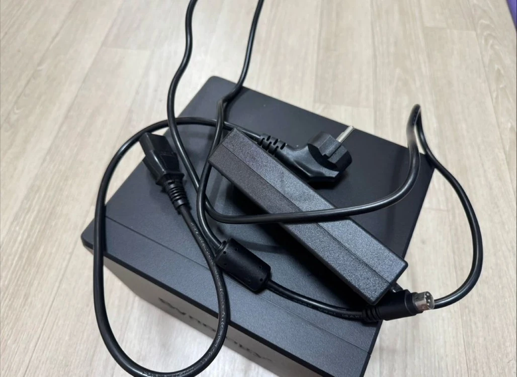 시놀로지 DS420+ 4베이 32TB NAS + 씨게이트 아이언울프 프로 8TB HDD 4개 세트 이미지