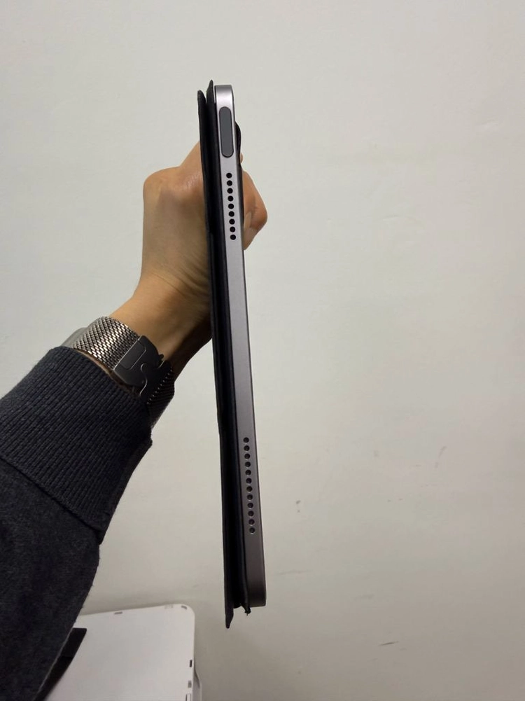 애플 아이패드 에어 11 M2 128GB 스페이스 그레이 이미지