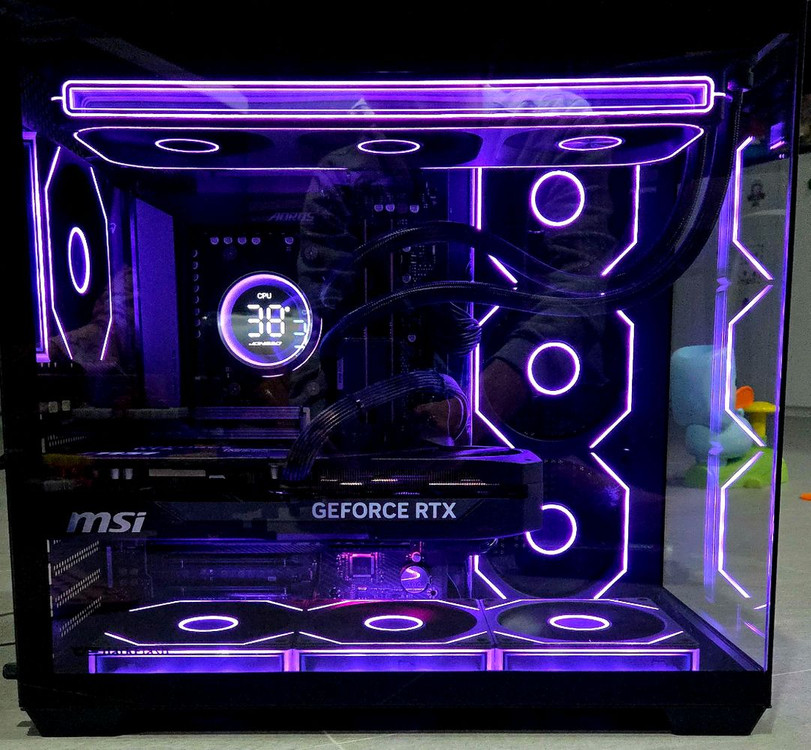 고성능 게이밍 컴퓨터 반본체 팔아요 9800x3d, 32gb 이미지