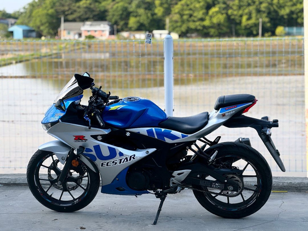 스즈키GSXR125/19년식/3만키로/245만원/2채널블박 이미지