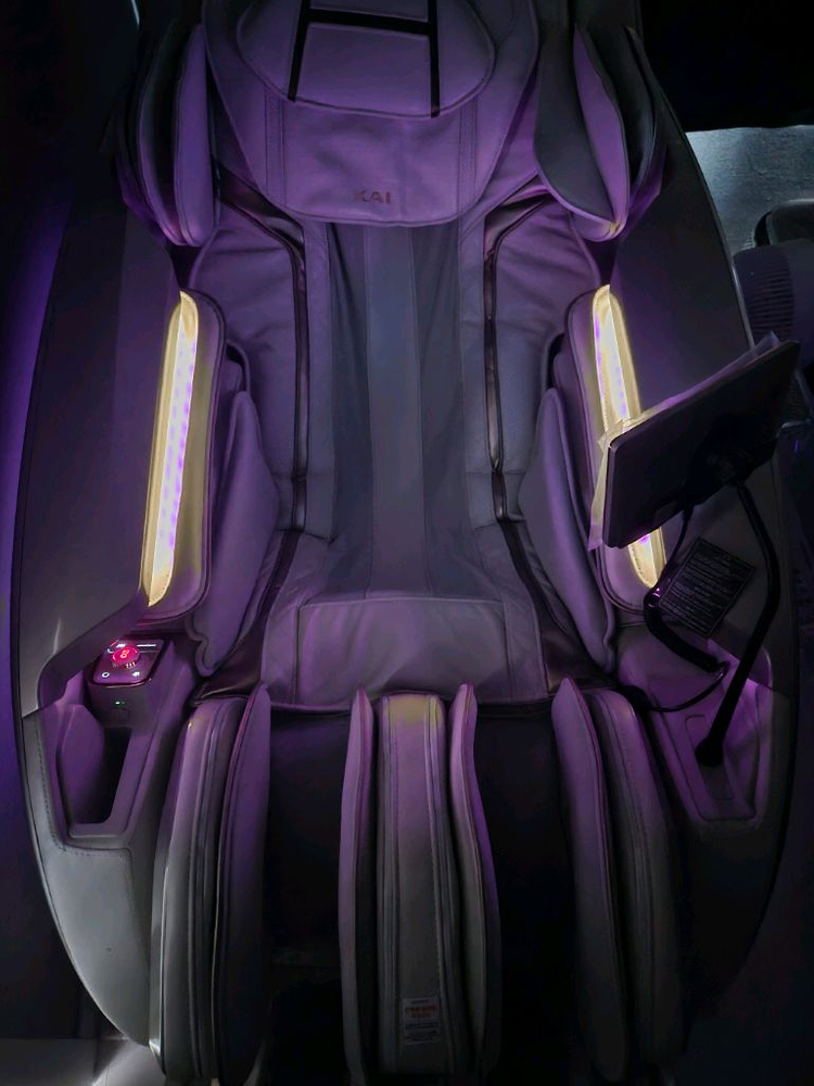 휴테크 카이 gts9 안마의자 이미지