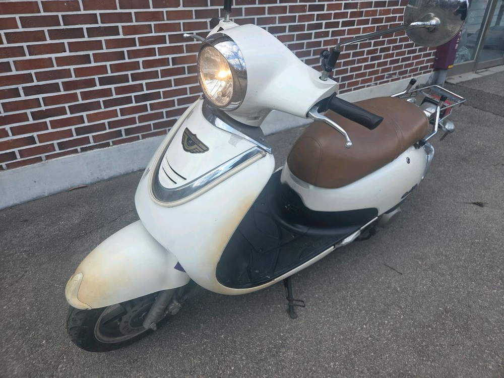 뉴카빙125 2017년식 10234km 클래식 스쿠터 카빙125 이미지
