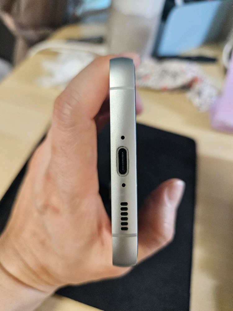 갤럭시 S23 FE 256GB 크림색 이미지