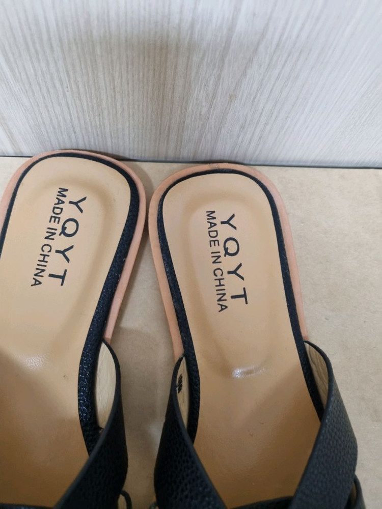 YQYT 여성 샌들 블랙 240~245mm 새제품 이미지