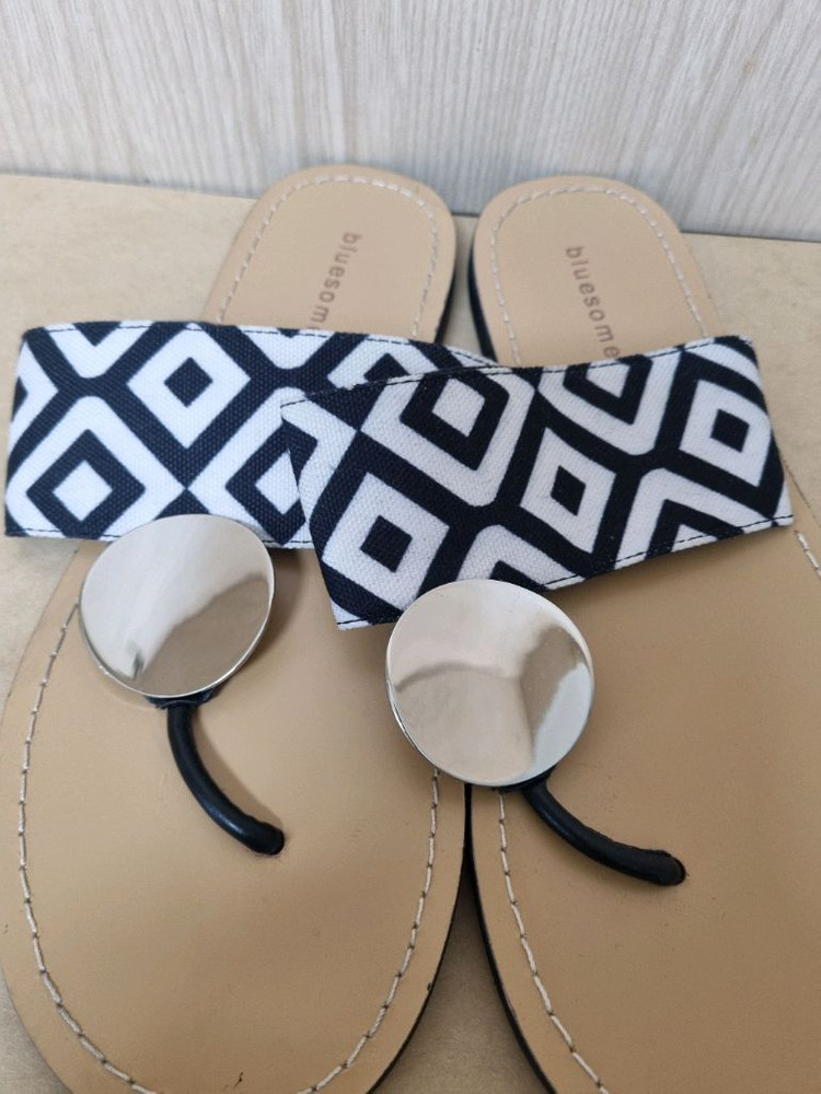 블루썸 플랫 샌들 240mm 블랙컬러 이미지