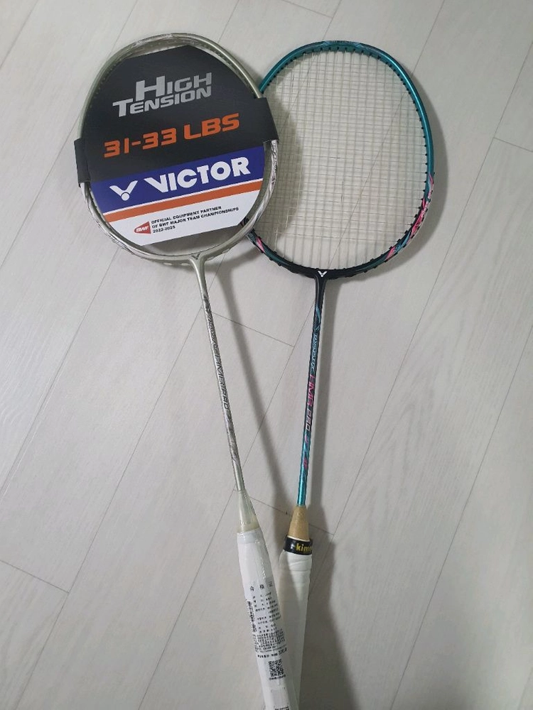 빅터 배드민턴라켓 트러스터 TK-HMR PRO 해머프로 5u 팝니다. - 안심되는 중고거래