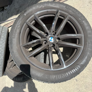 bmw g30 5시리즈 순정 18인치 휠/타이어 유광블랙 이미지