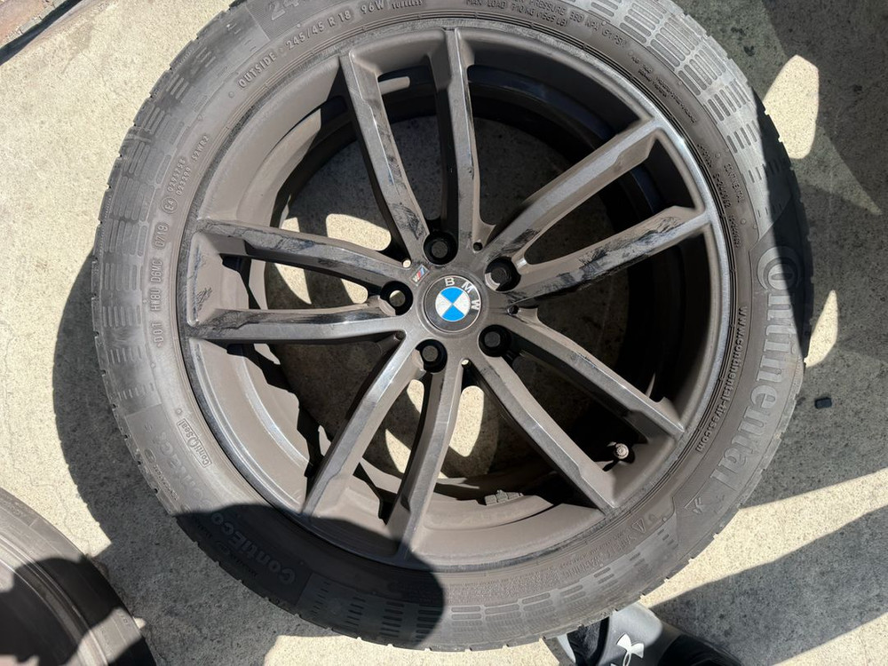 bmw g30 5시리즈 순정 18인치 휠/타이어 유광블랙 이미지