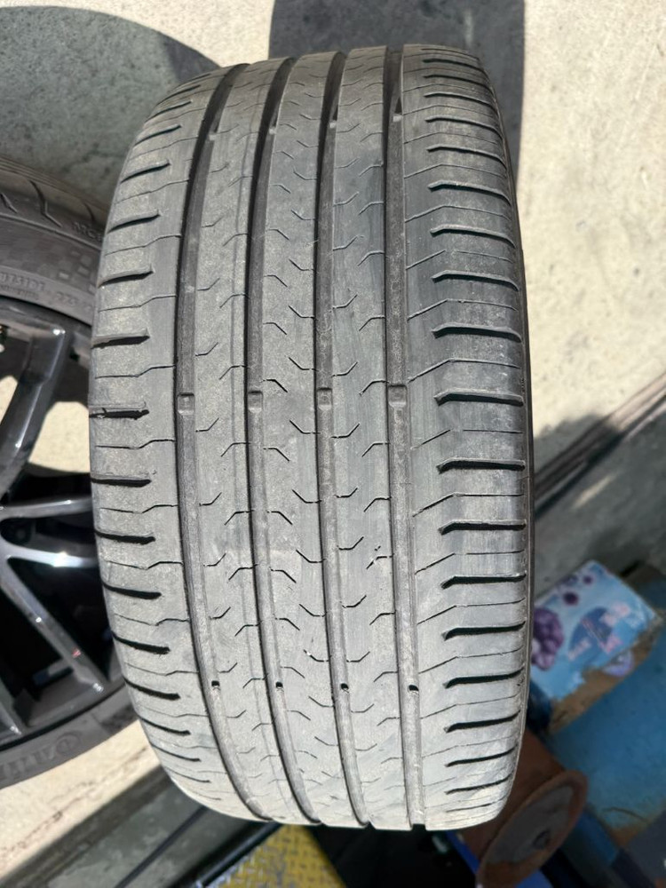 bmw g30 5시리즈 순정 18인치 휠/타이어 유광블랙 이미지