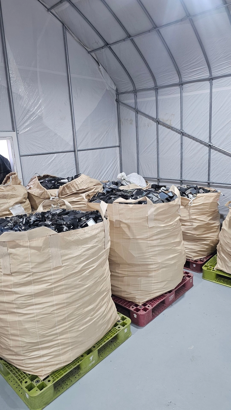 폐차단기,마그네트,폐휴대폰,핸드폰,네비게이션,후방카메라,블랙박스,디카,시계 삽니다 이미지