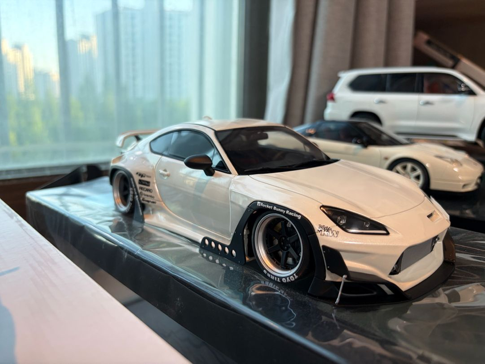 1:18 지티스피릿 GR86 다이캐스트 판매 이미지