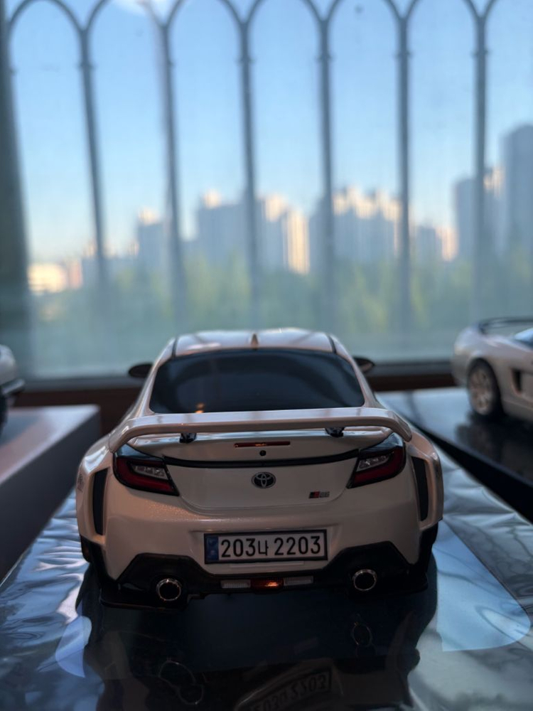 1:18 지티스피릿 GR86 다이캐스트 판매 이미지