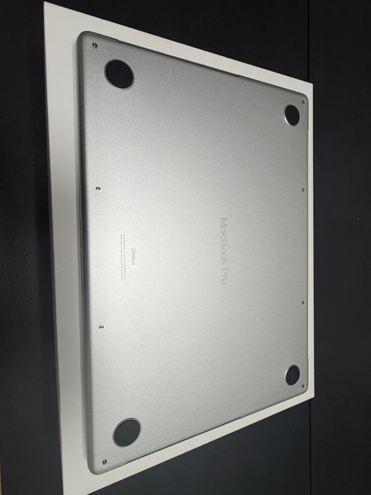 맥북프로 14 M5칩 36GB 1TB +애플케(29/02) / 교육용번들앱 /매직키보드 이미지