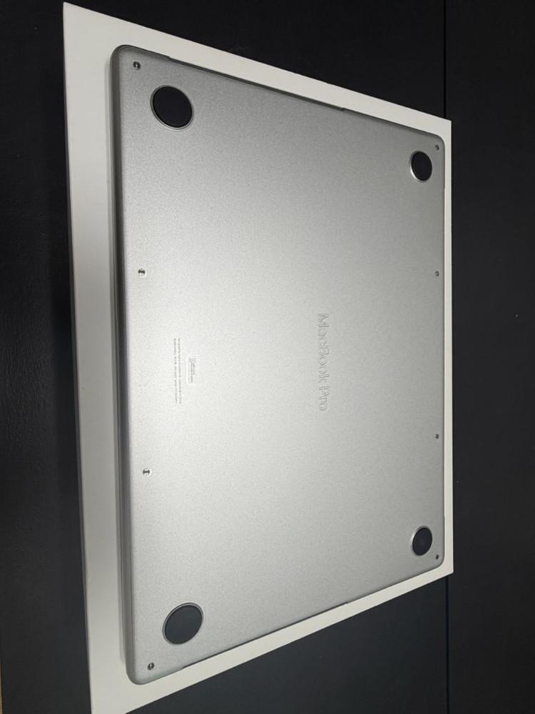 맥북프로 14 M5칩 36GB 1TB +애플케(29/02) / 교육용번들앱 /매직키보드 이미지