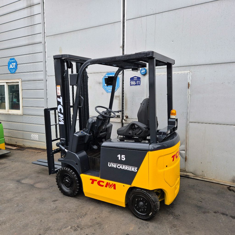 티씨엠 전동지게차 1.5톤 2단3500MM 싸이드쉬프트 장착 이미지
