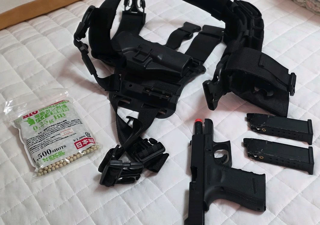 vfc g19 gen4 (14kg가스, 탄창, 홀스터 등 포함) 이미지