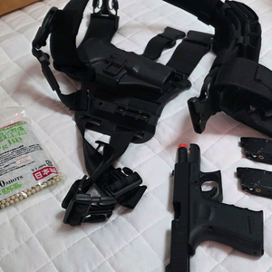 vfc g19 gen4 (14kg가스, 탄창, 홀스터 등 포함) 이미지