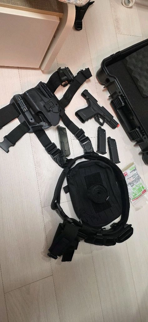 vfc g19 gen4 (14kg가스, 탄창, 홀스터 등 포함) 이미지