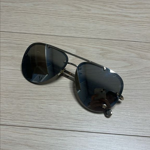 베르사체 선글라스 VE2221 이미지