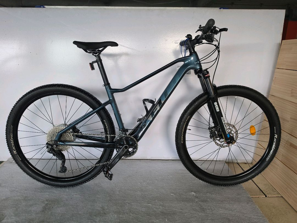 첼로(CELLO) XC PRO 카본 MTB (프레임 42사이즈) 판매 합니다 이미지
