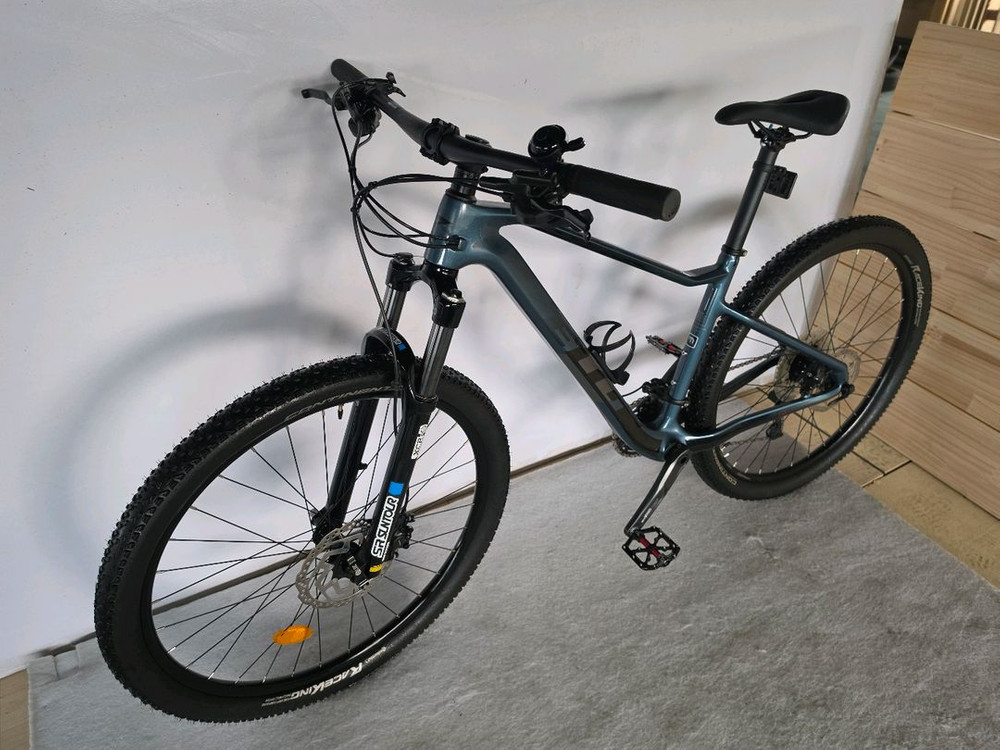 첼로(CELLO) XC PRO 카본 MTB (프레임 42사이즈) 판매 합니다 이미지