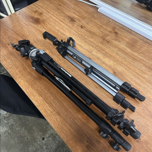 맨프로토 Manfrotto 190XDB 삼각대 + 486RC2 볼헤드 이미지