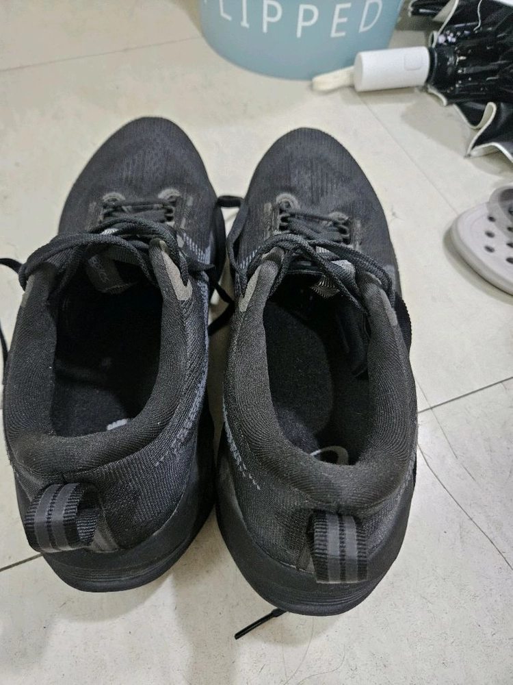 아식스 노바블라스트5 255 2e 이미지