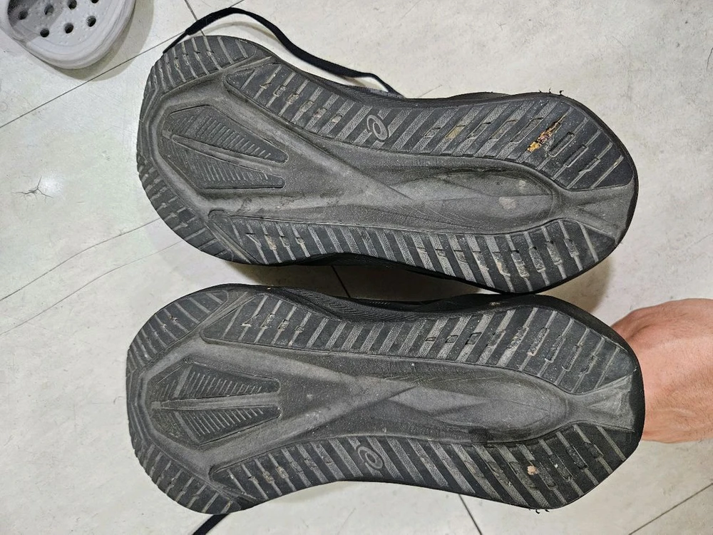 아식스 노바블라스트5 255 2e 이미지
