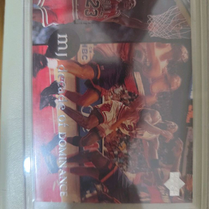 마이클 조던 1997 Upper Deck Decade of Dominance 카드 (#81) / NBA 농구 카드 이미지
