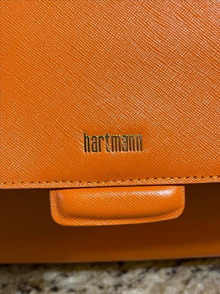 하트만 NOVIANA SHOULDER BAG 숄더백 / 모던 클래식 스타일의 명품캐리어 / 미사용 이미지