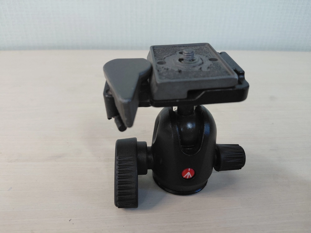 Manfrotto 494RC2 만프로토 볼헤드 이미지
