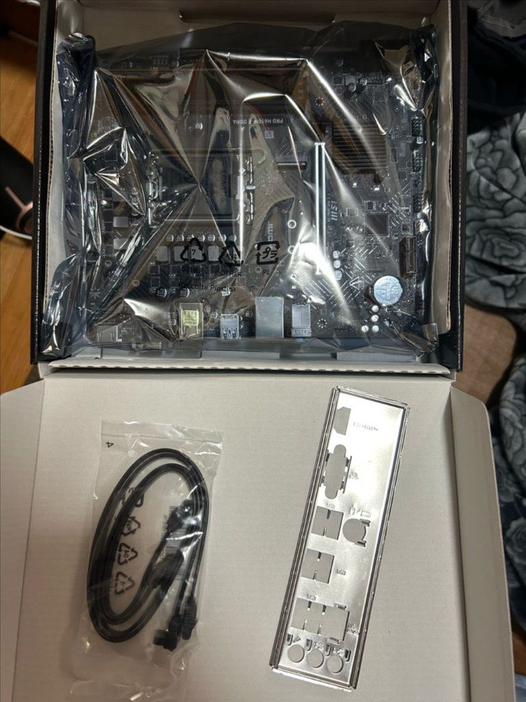 H610M_E ddr4 메인보드,시금치 램,메모리16gb 7만원 이미지