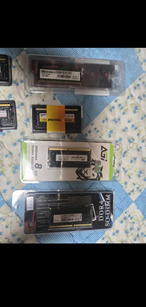 노트북용 DDR4 8GB 램 이미지