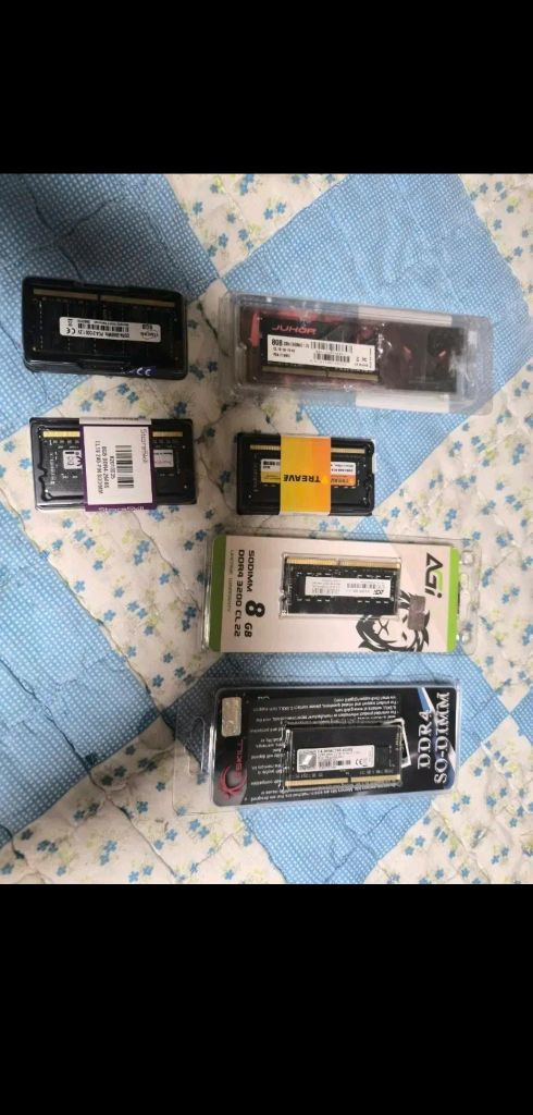 노트북용 DDR4 8GB 램 이미지