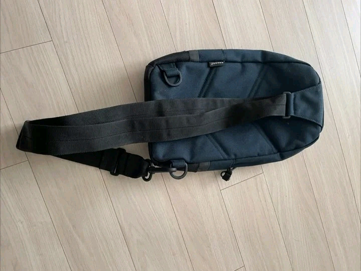 캉골 슬링백 이미지