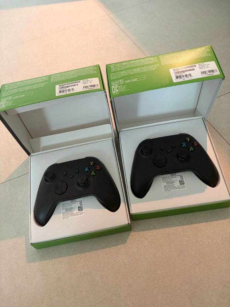 Xbox 컨트롤러 4세대 카본 블랙 2개세트 이미지